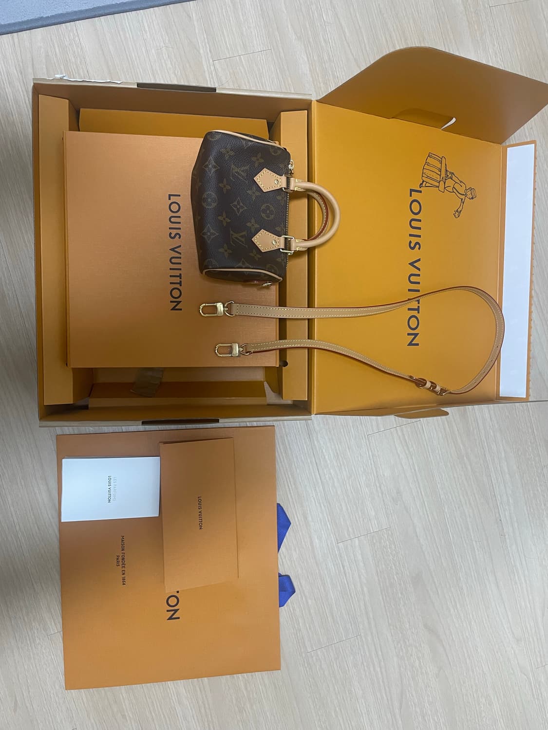 루이비통 나노 스피디 상품이미지1