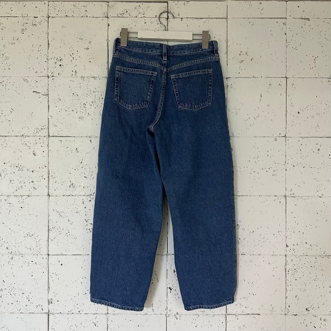 우먼26 COS 코스 테이퍼드 데님 상품이미지3