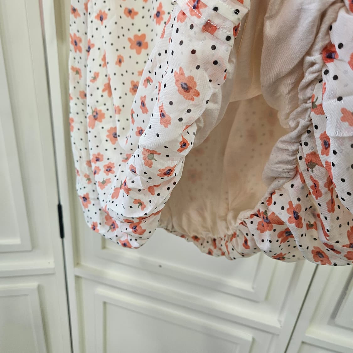 소리데레(Sorridere) 레이스카라 블라우스 상품이미지6