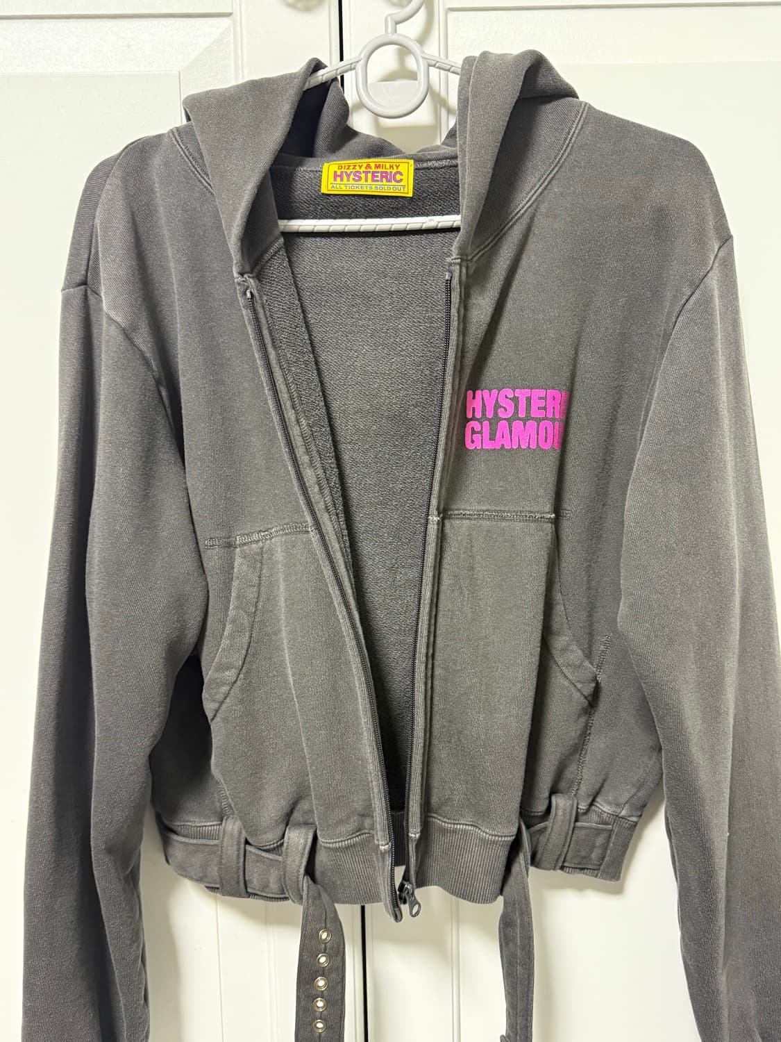 히스테릭 글래머 베이비시팅 클럽 숏 후드집업 상품이미지3