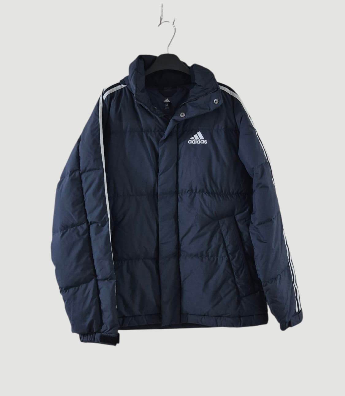 아디다스 오버핏 오리털패딩 상품이미지1