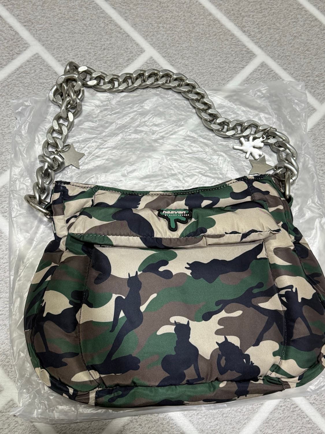 헤븐 바이 마크제이콥스 카무플라주 숄더백 카모 가방 상품이미지4