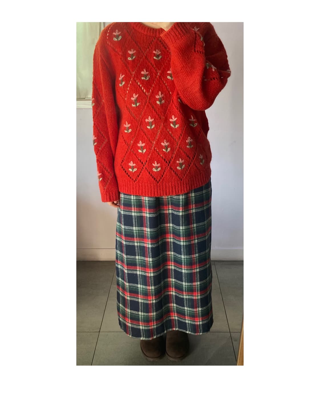 일본빈티지) 꽃자수 레드스웨터 상품이미지2