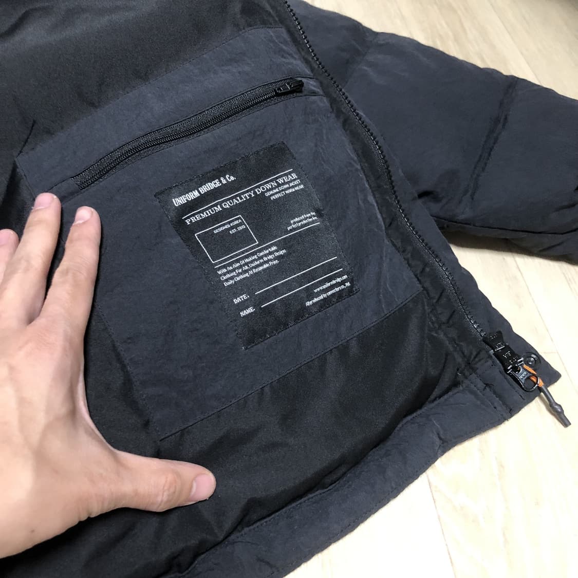 (L) 유니폼브릿지 UNIFORM BRIDGE 덕다운 푸퍼 패딩 블랙 상품이미지5