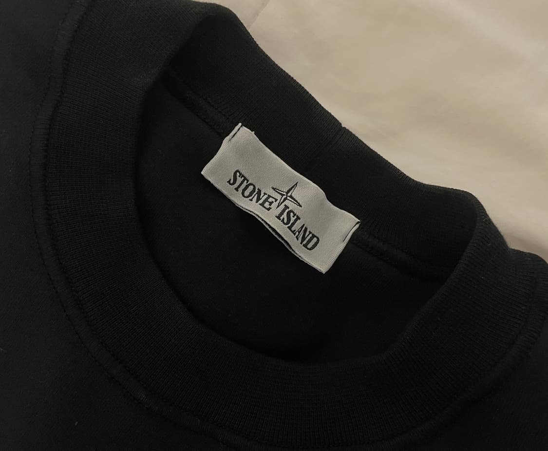 스톤아일랜드 맨투맨 블랙 새상품급 상품이미지5