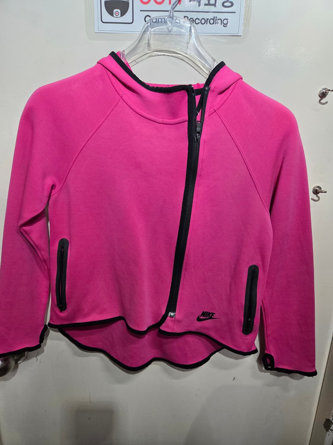 나이키 크롭후드집업 상품이미지1