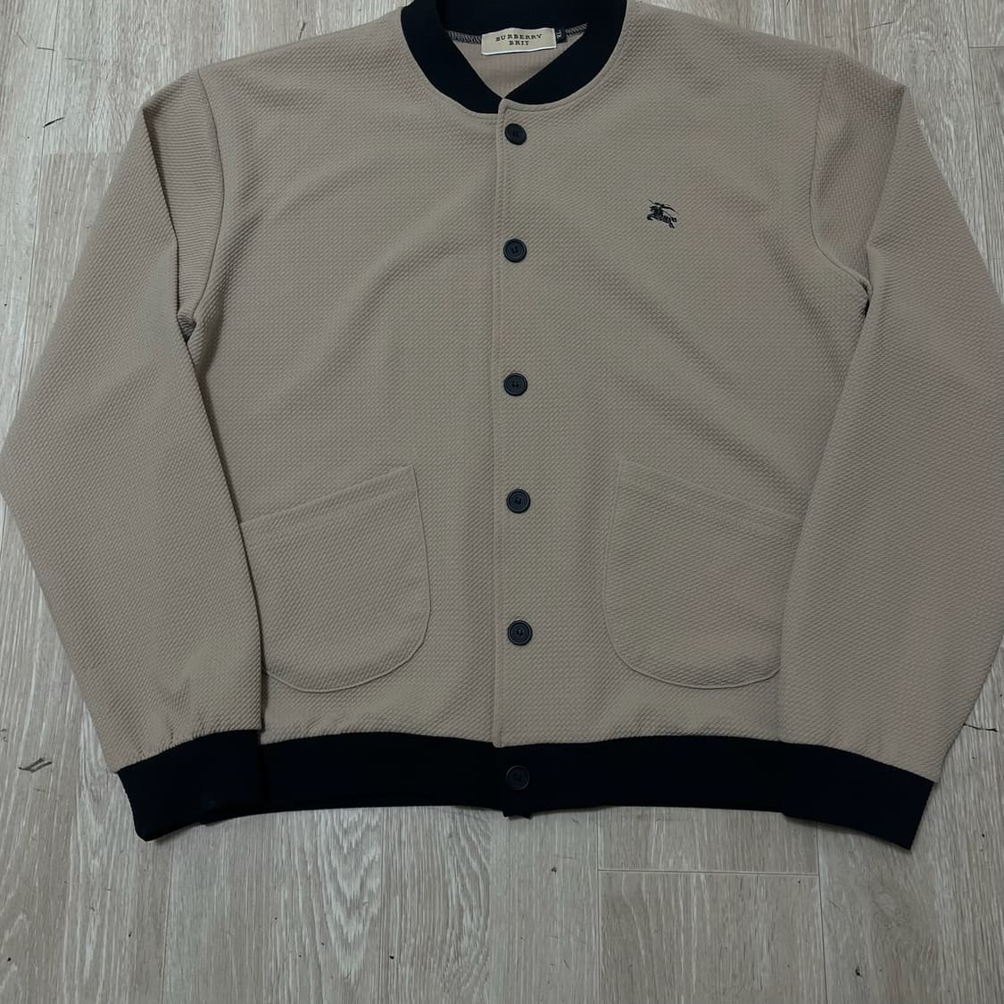 버버리 브릿 여성 기마로고 라이트 블루종 자켓 XL  상품이미지4