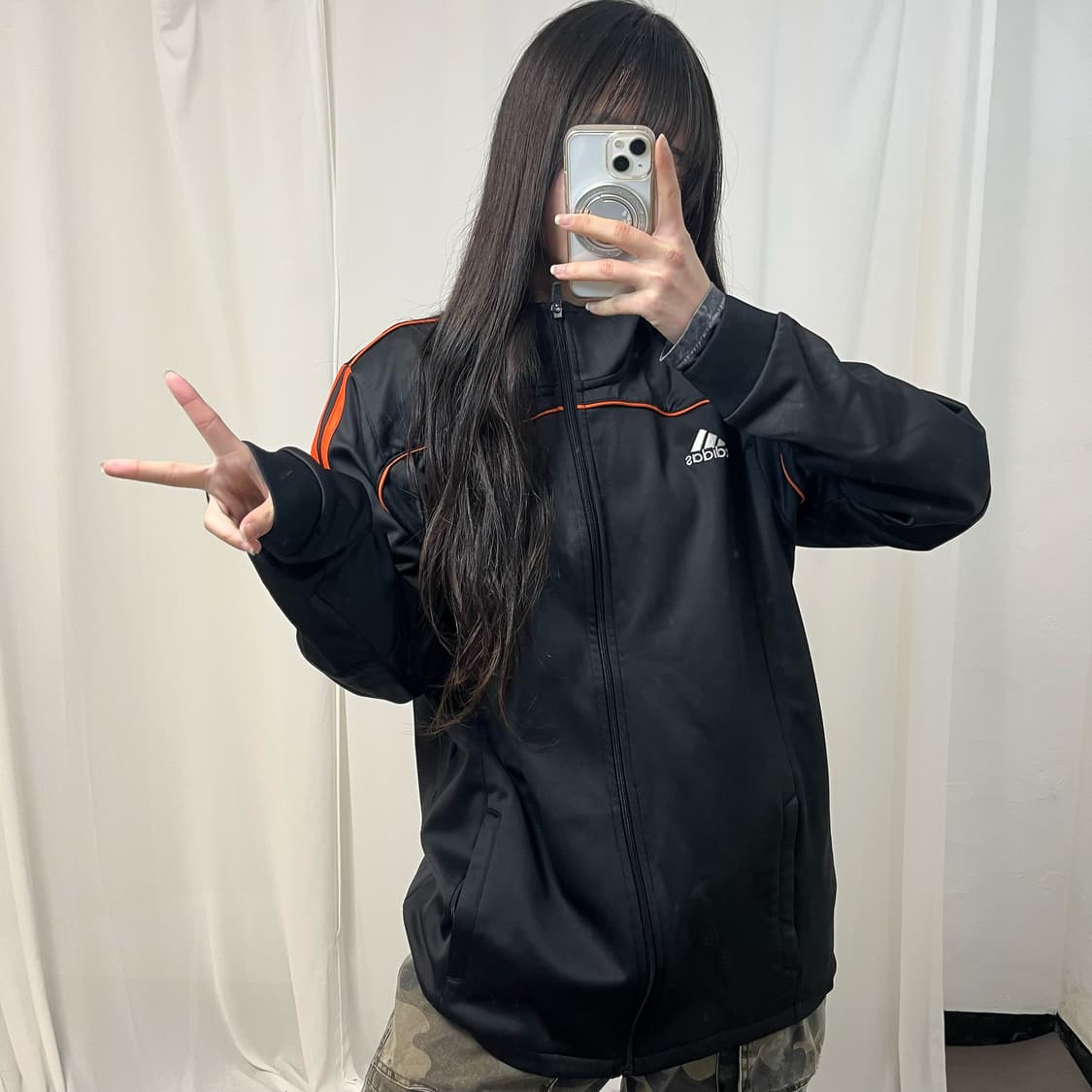 Adidas Black & Orange Jersey 상품이미지1