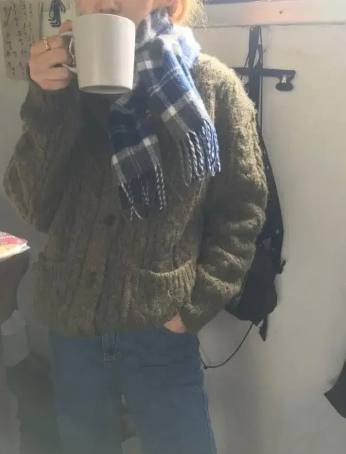 시엔느 그랜파 꽈배기 니트가디건 상품이미지2