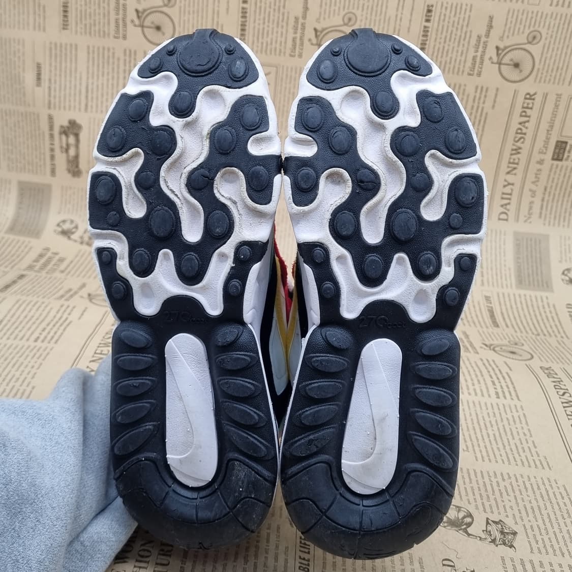 나이키 에어맥스 270 운동화250 상품이미지3