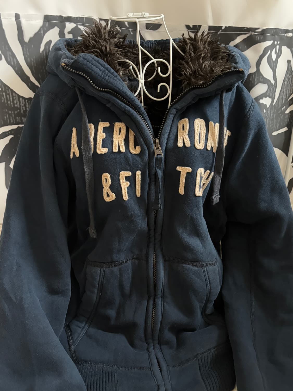 • Abercrombie Navy Wolf fur Hoodie zip-u 상품이미지8