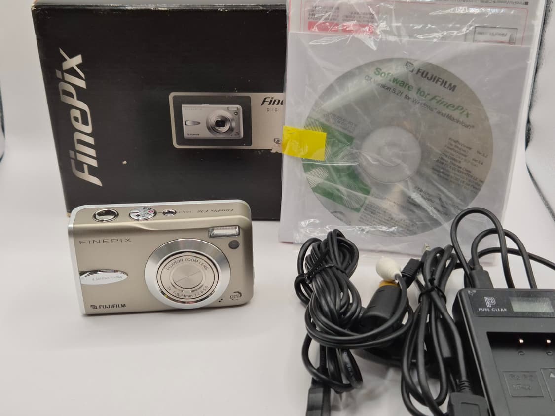 작례📷초미품✨박스풀셋 📦Fujifilm FinePix F30 상품이미지5