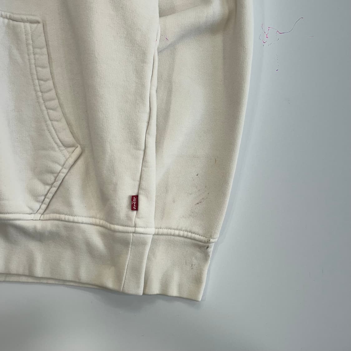 Levis 리바이스 블랙 로고 화이트 후드티 상품이미지4