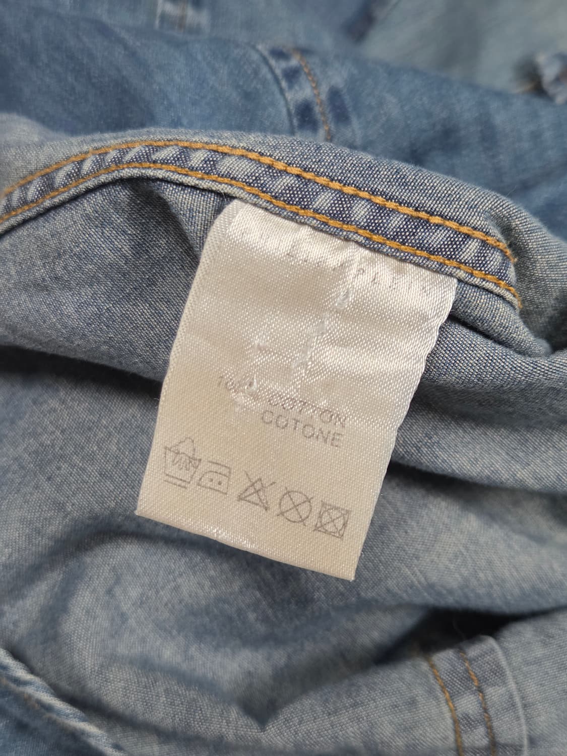 [필립플레인] 스컬 스터드 로고 패치 데님 셔츠 | 00268 상품이미지4