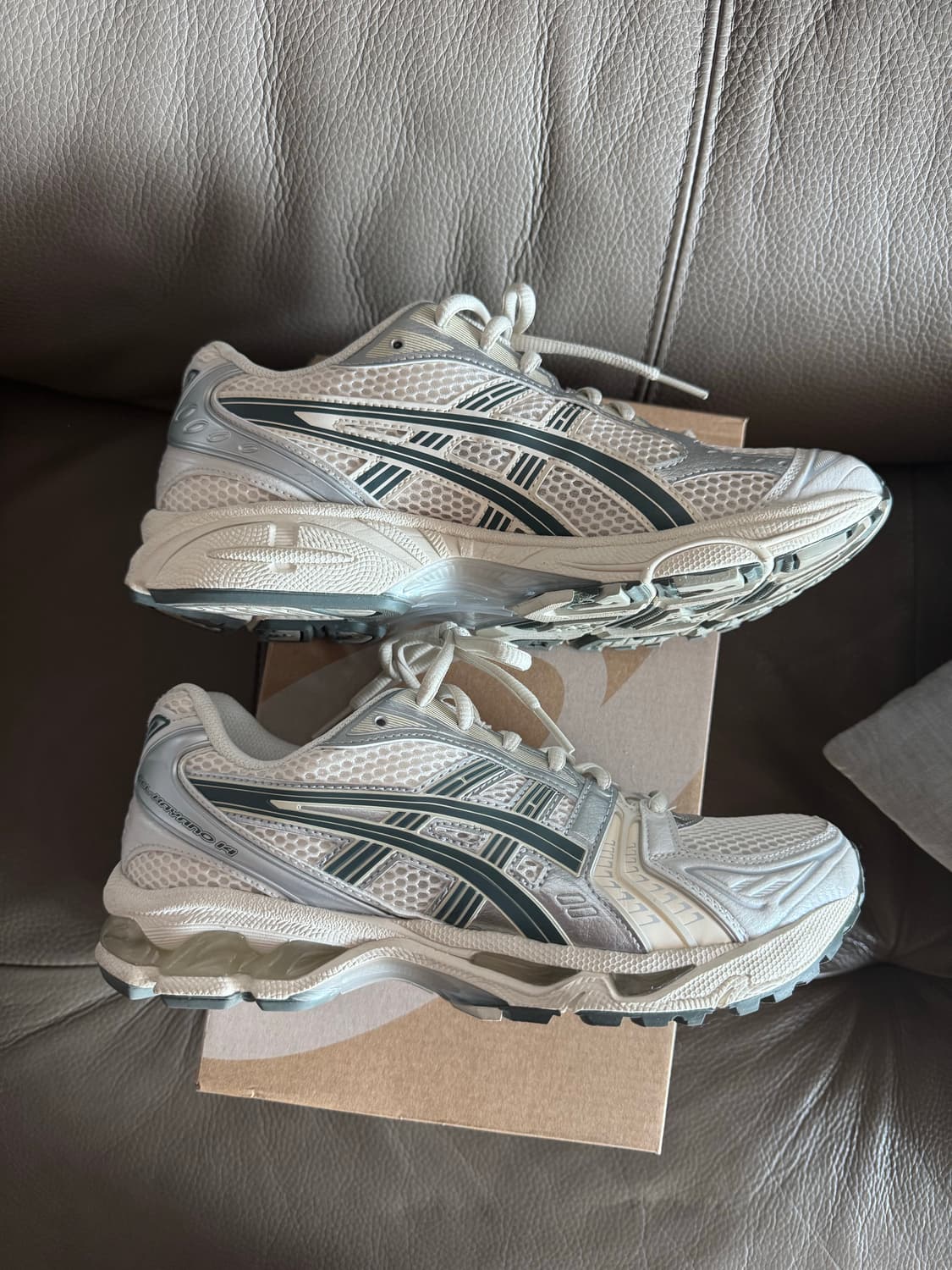 아식스 젤카야노14 버치다크퓨터 252.5사이즈 상품이미지2