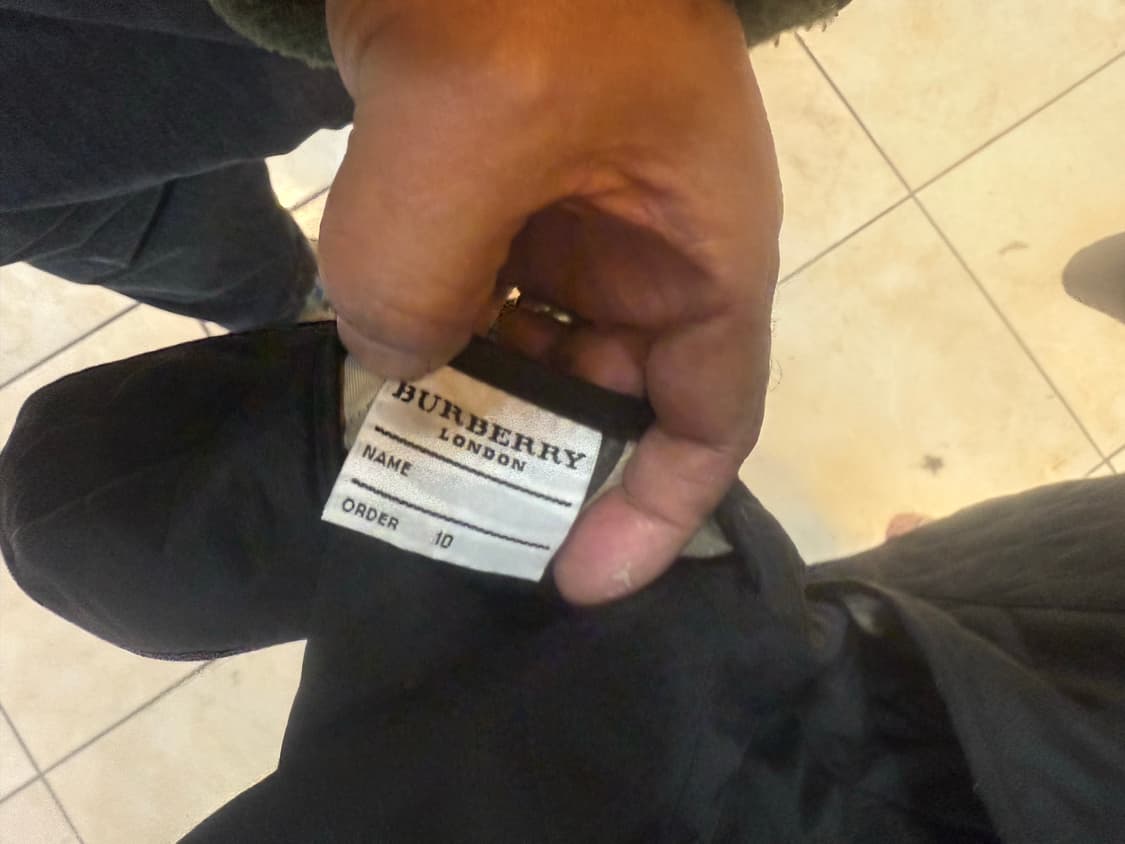 10/66-77 정품 버버리 누빔자켓 팝니다 상품이미지6