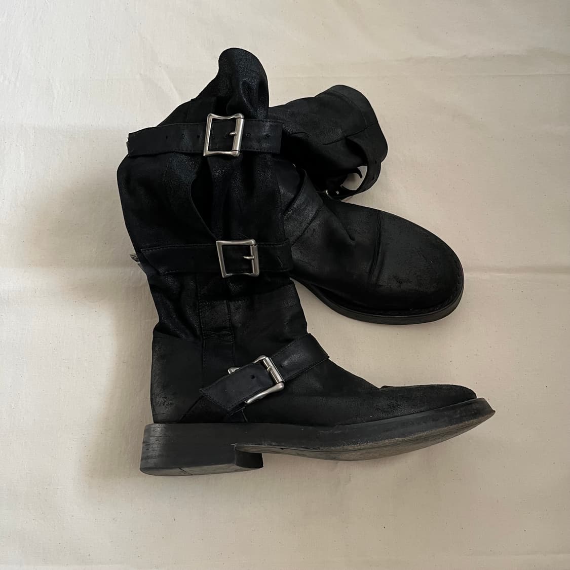 suede buckle boots 상품이미지1