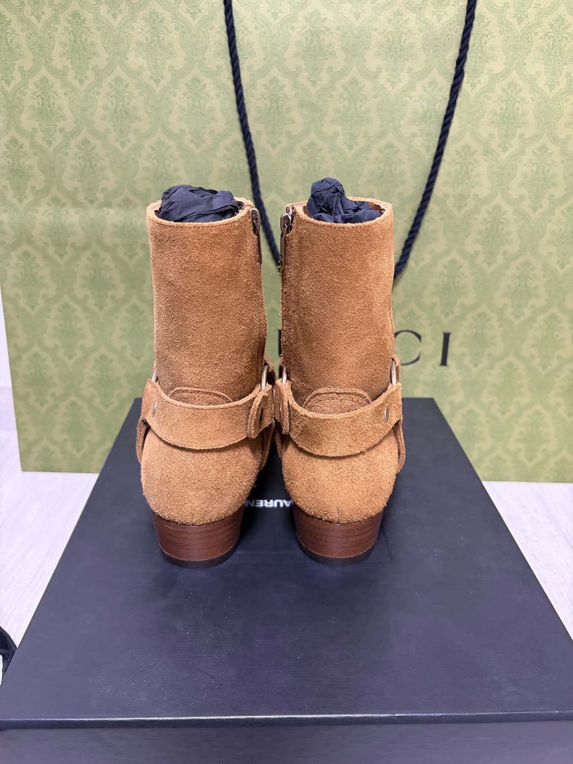 생로랑 남성 스웨이드 하네스 부츠 브라운 40사이즈 국내 매장판 새상품 상품이미지2