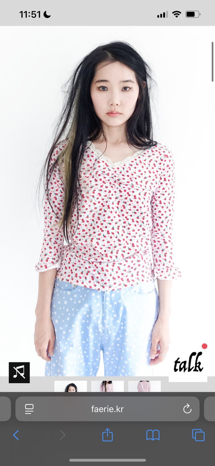 little strawberry lace top (ivory) 상품이미지1