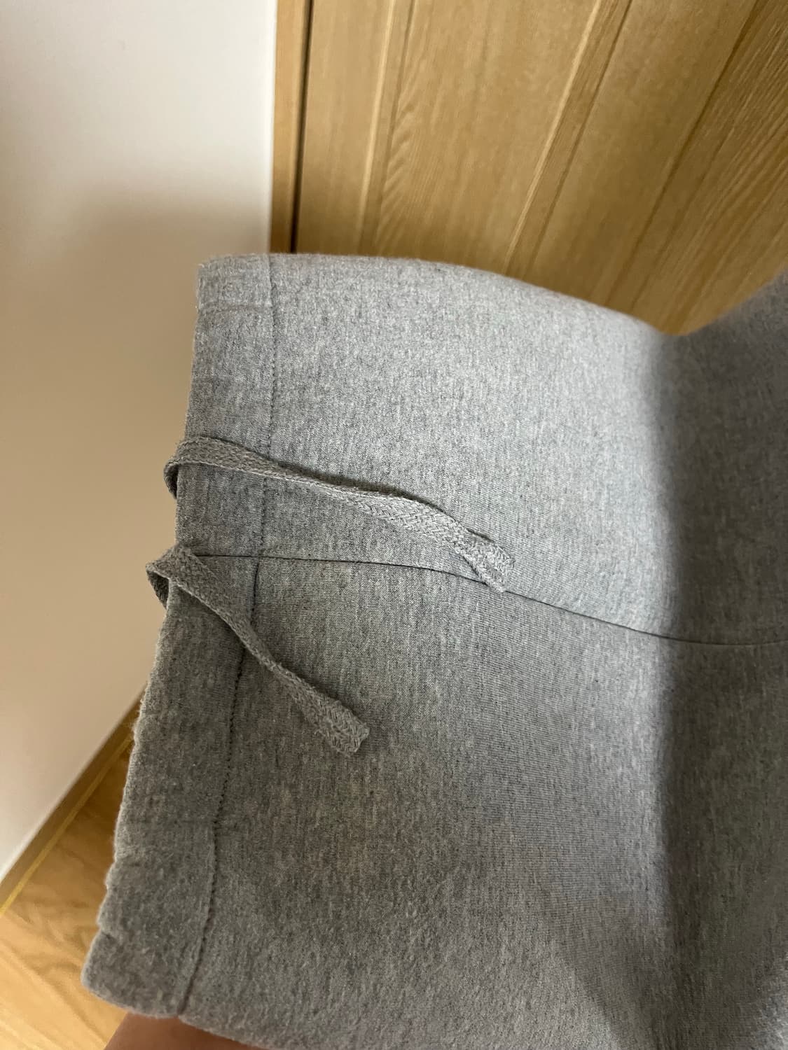 엠제이디 3D 니 스웨트 팬츠 멜란지 그레이 상품이미지9