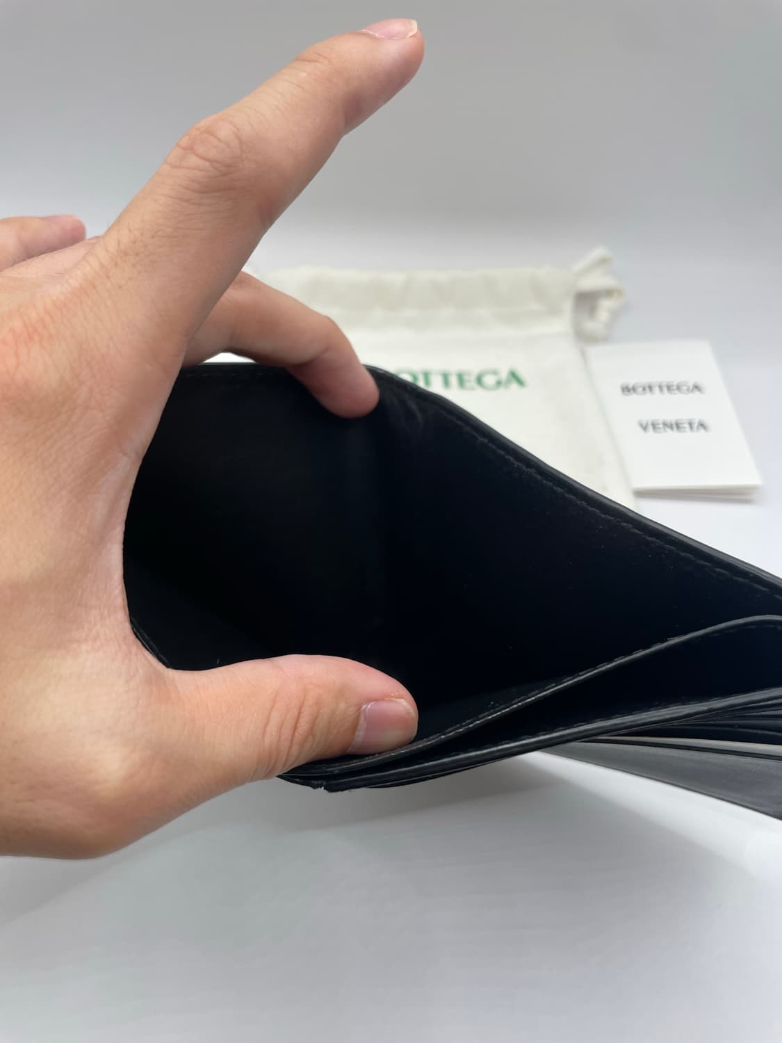 보테가베네타 인트레치아토 반지갑 블랙 상품이미지4