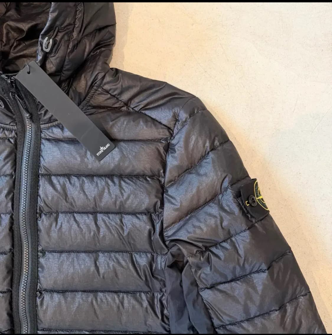 스톤아일랜드 경량패딩 L 블랙 새상품 상품이미지2