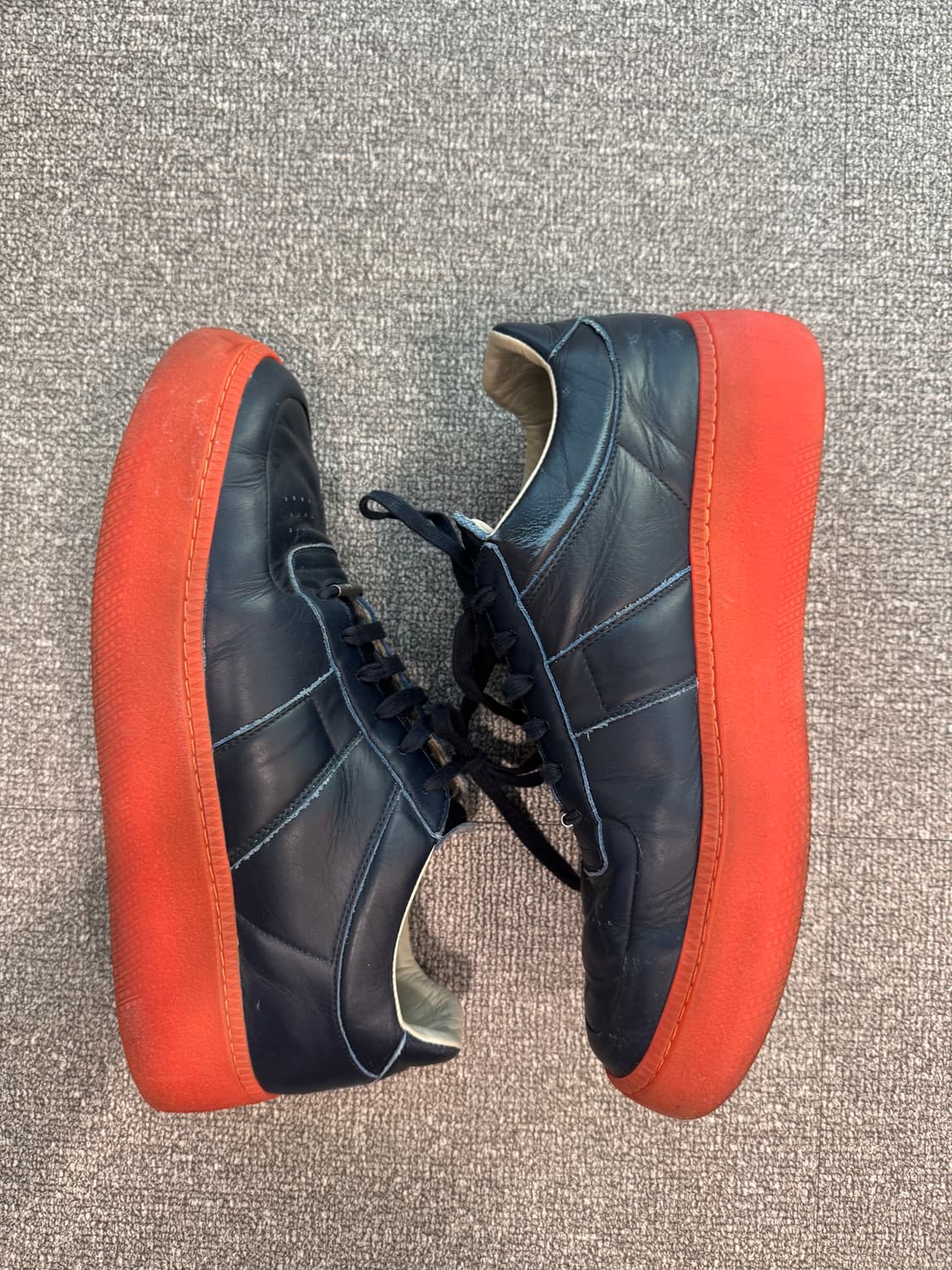 메종 마르지엘라 레드솔 에어포스 모티브 스니커즈 43 상품이미지2