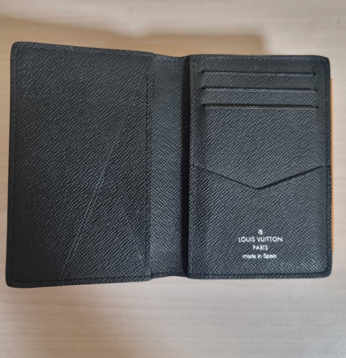 루이비통 포켓 오거나이저 모노그램 이클립스 카드지갑 상품이미지4
