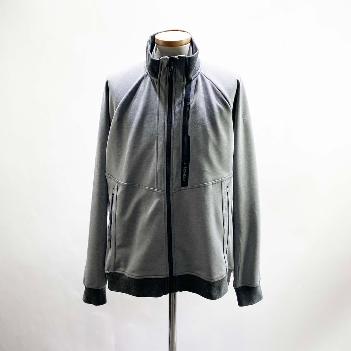 아이더 남성등산자켓 그레이 100  상품이미지1