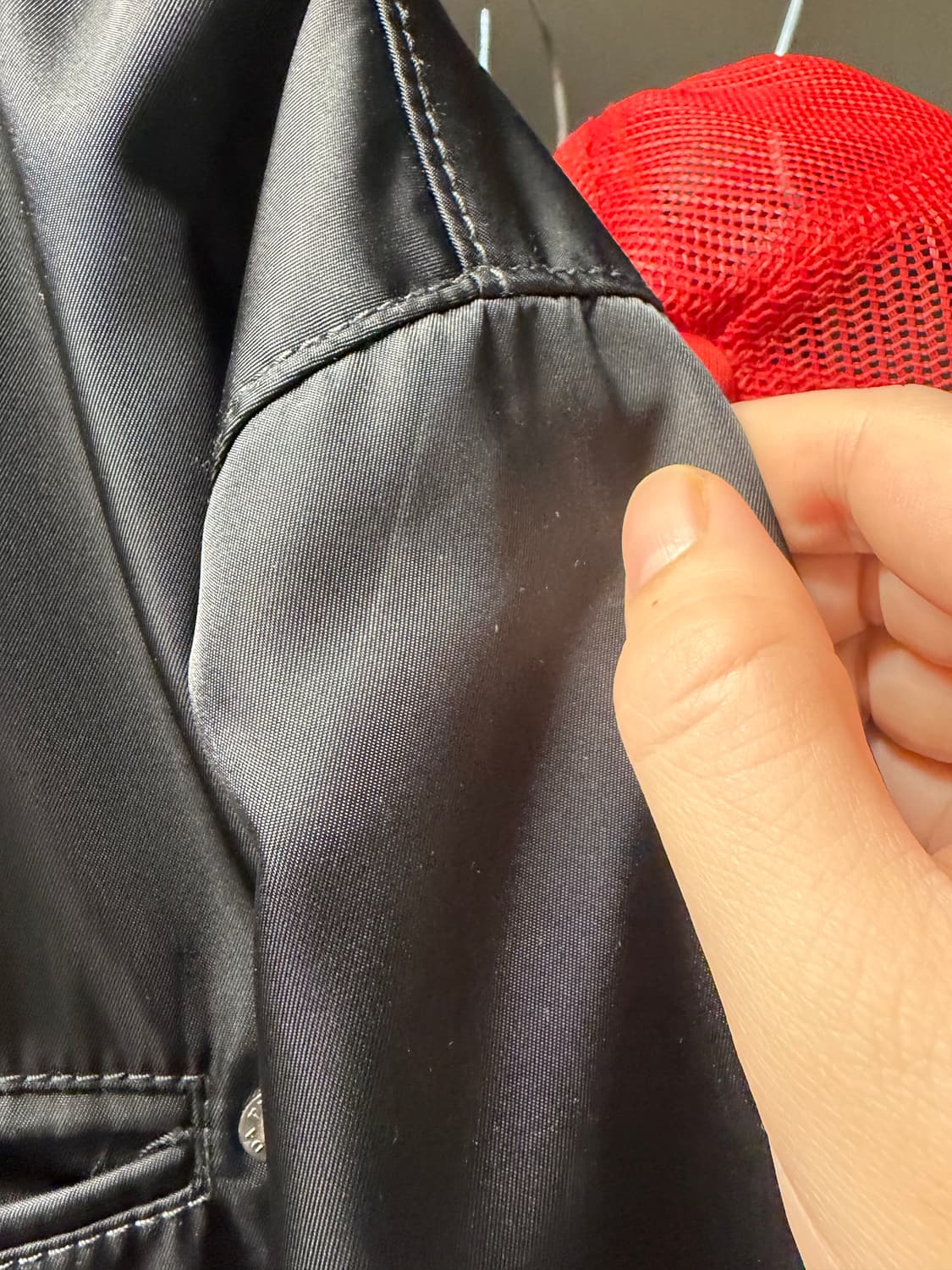 프라다 리나일론 블루종 자켓 판매합니다 상품이미지8