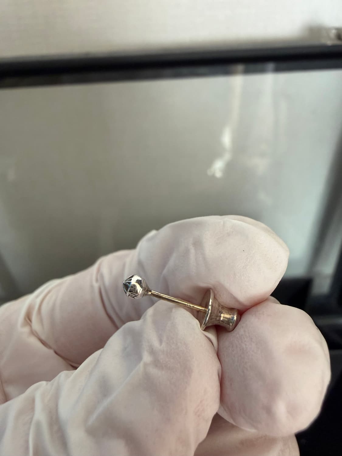 (맨아코) 크롬하츠 미니 크로스볼 스터드 귀걸이 이어링 4mm 신세계본점 상품이미지5