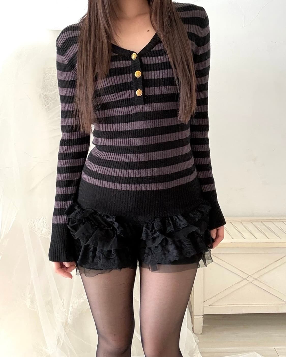 Deep purple and black stripe long sleeve 상품이미지1