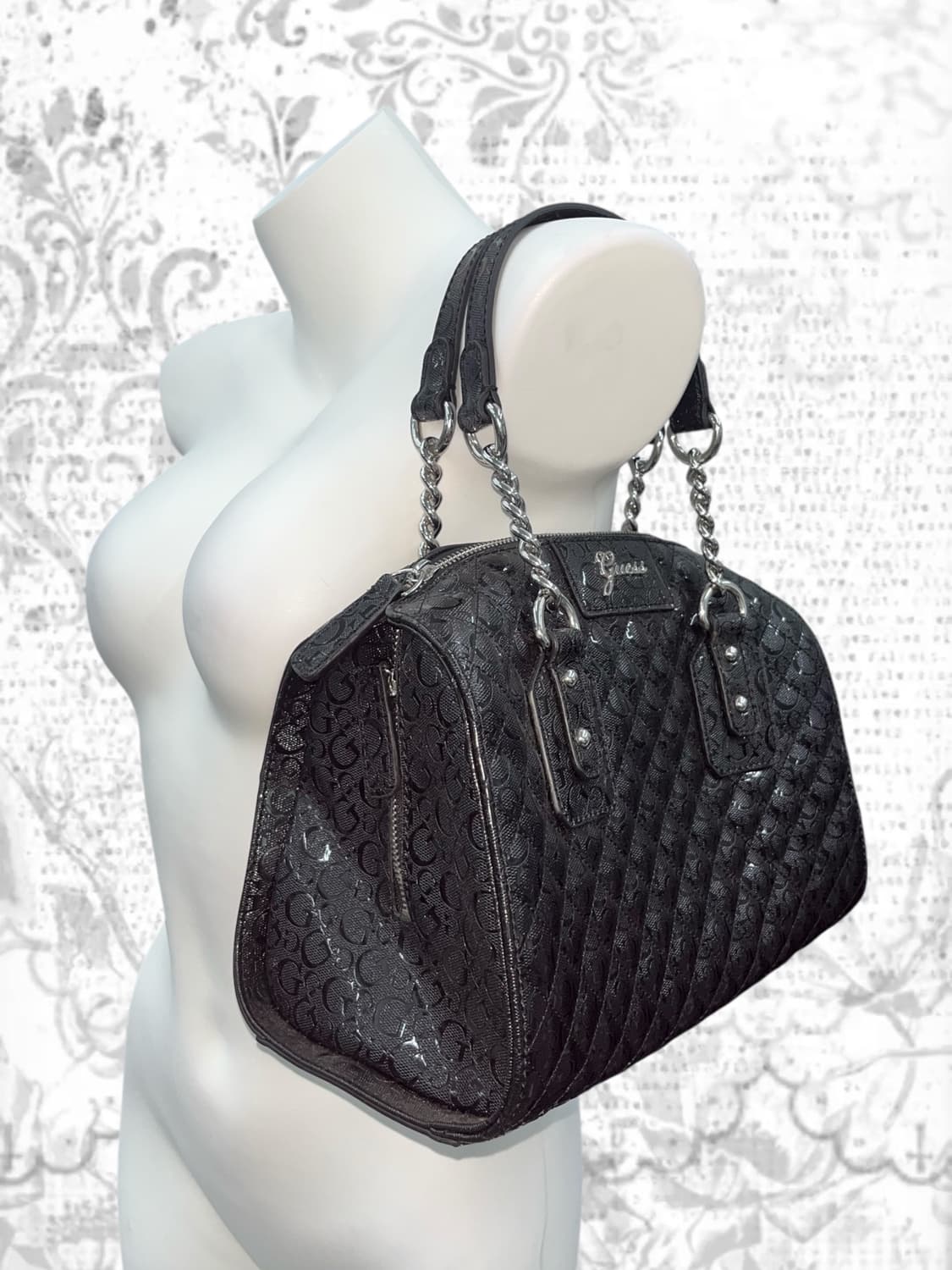 'Guess' enamel sholder bag 상품이미지1