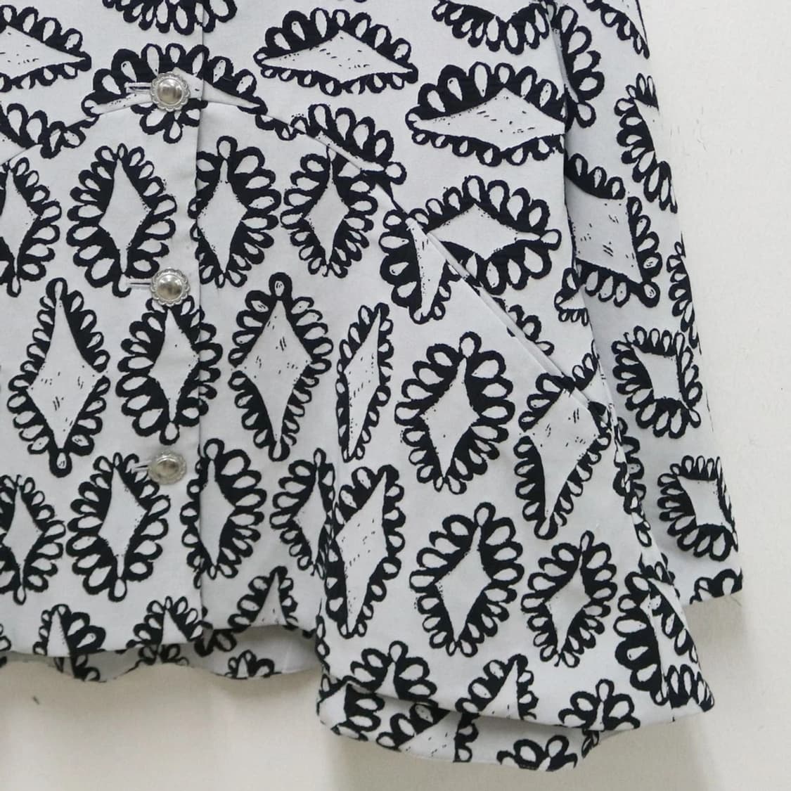 츠모리 치사토 오네갸루 플레어 울 혼방 자켓 63390 상품이미지4