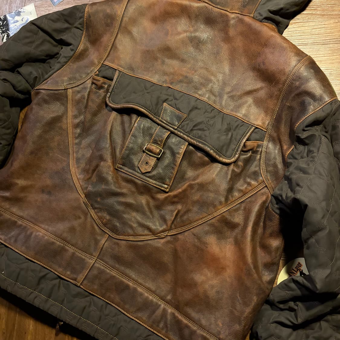 WILD CATS BACKPACK LEATHER JACKET 상품이미지2