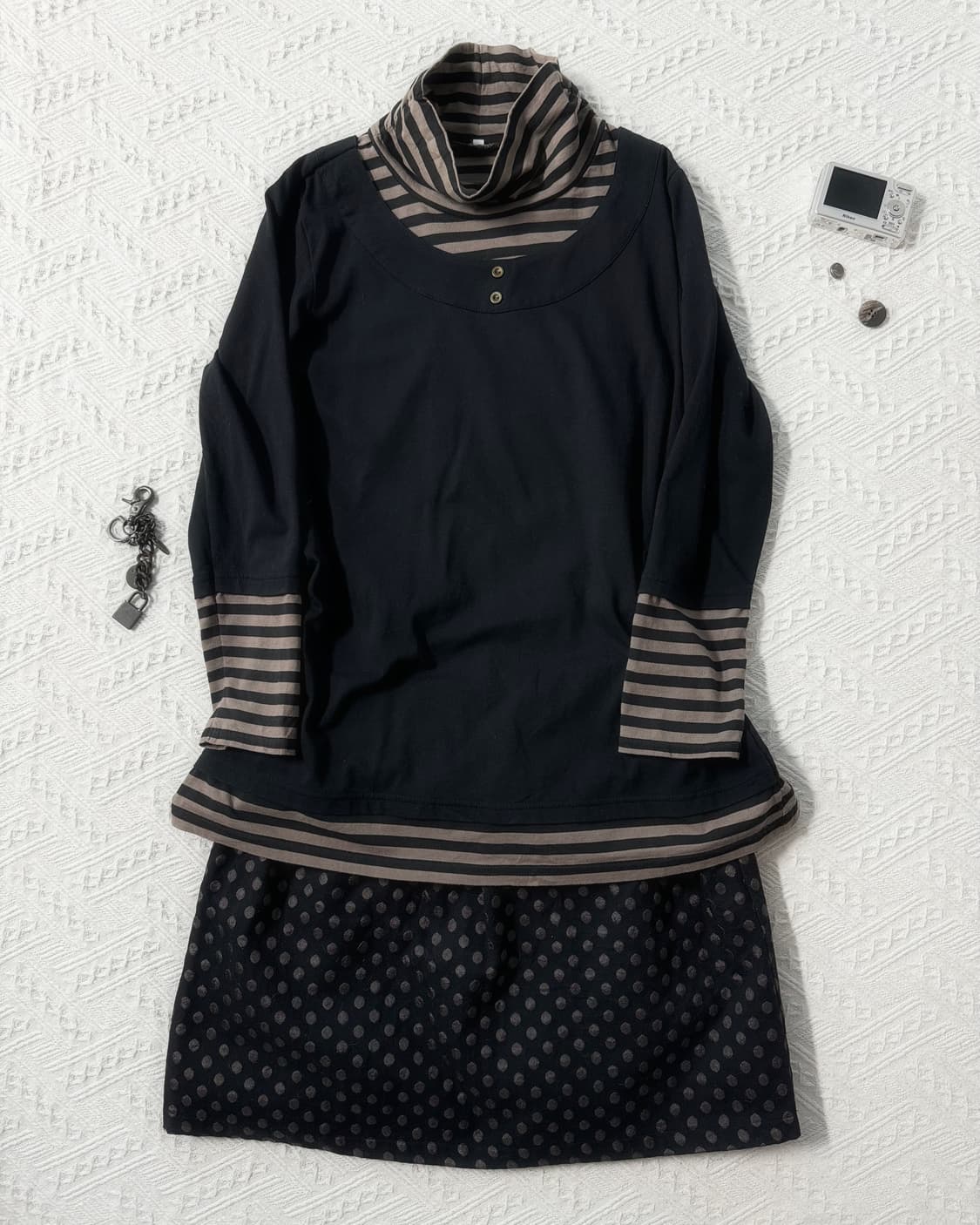 셔링 넥 레이어드 버튼 도트 패턴 스커트 2pcs SET 상품이미지1