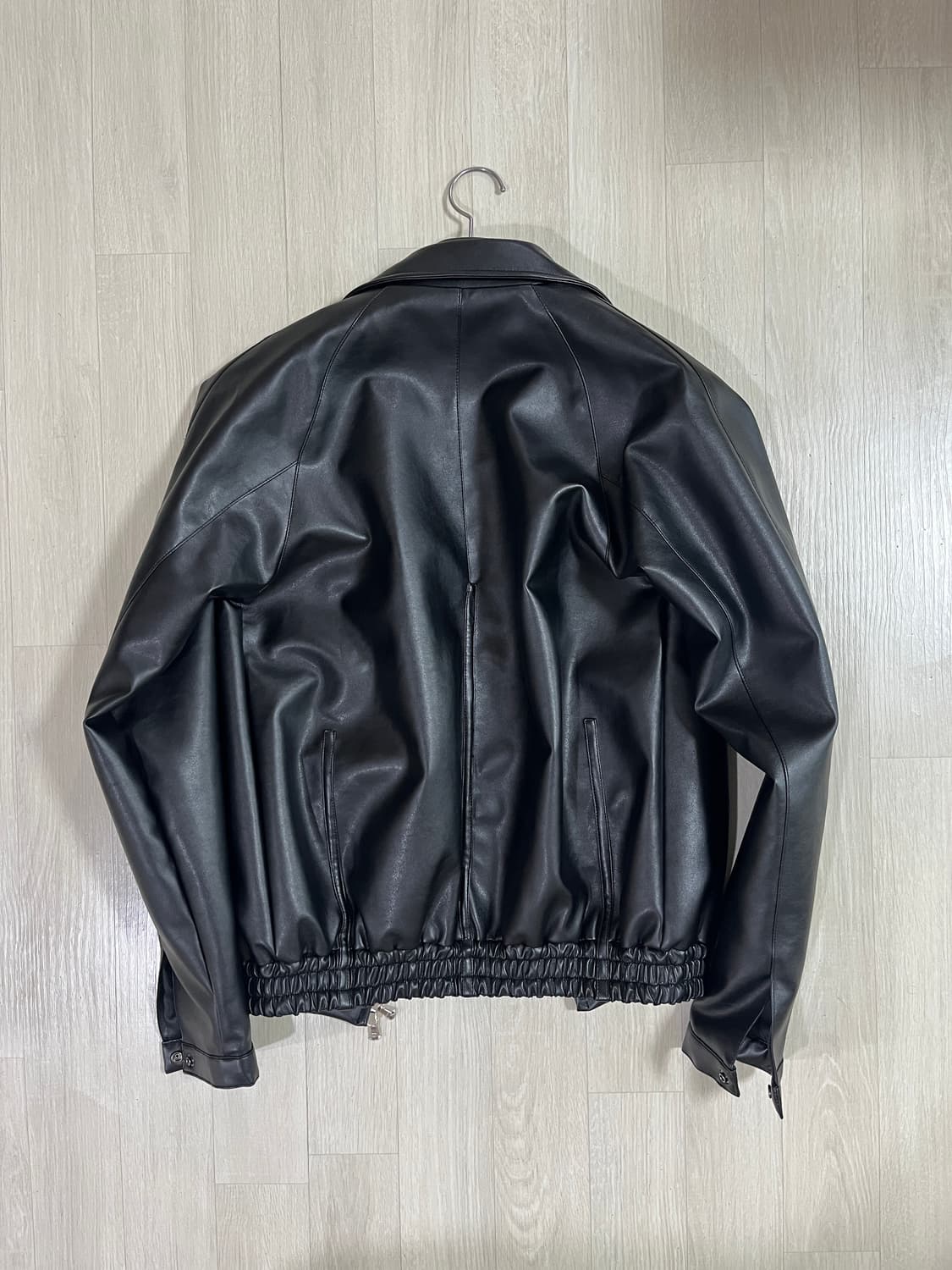 리젤서비스 레더 봄버 자켓 상품이미지3