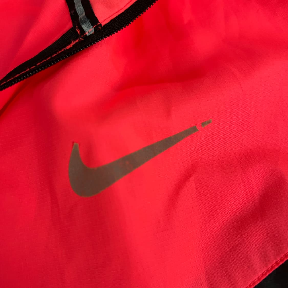 나이키 윈드러너 핑크/블랙 바람막이 후드 자켓 XL 상품이미지3