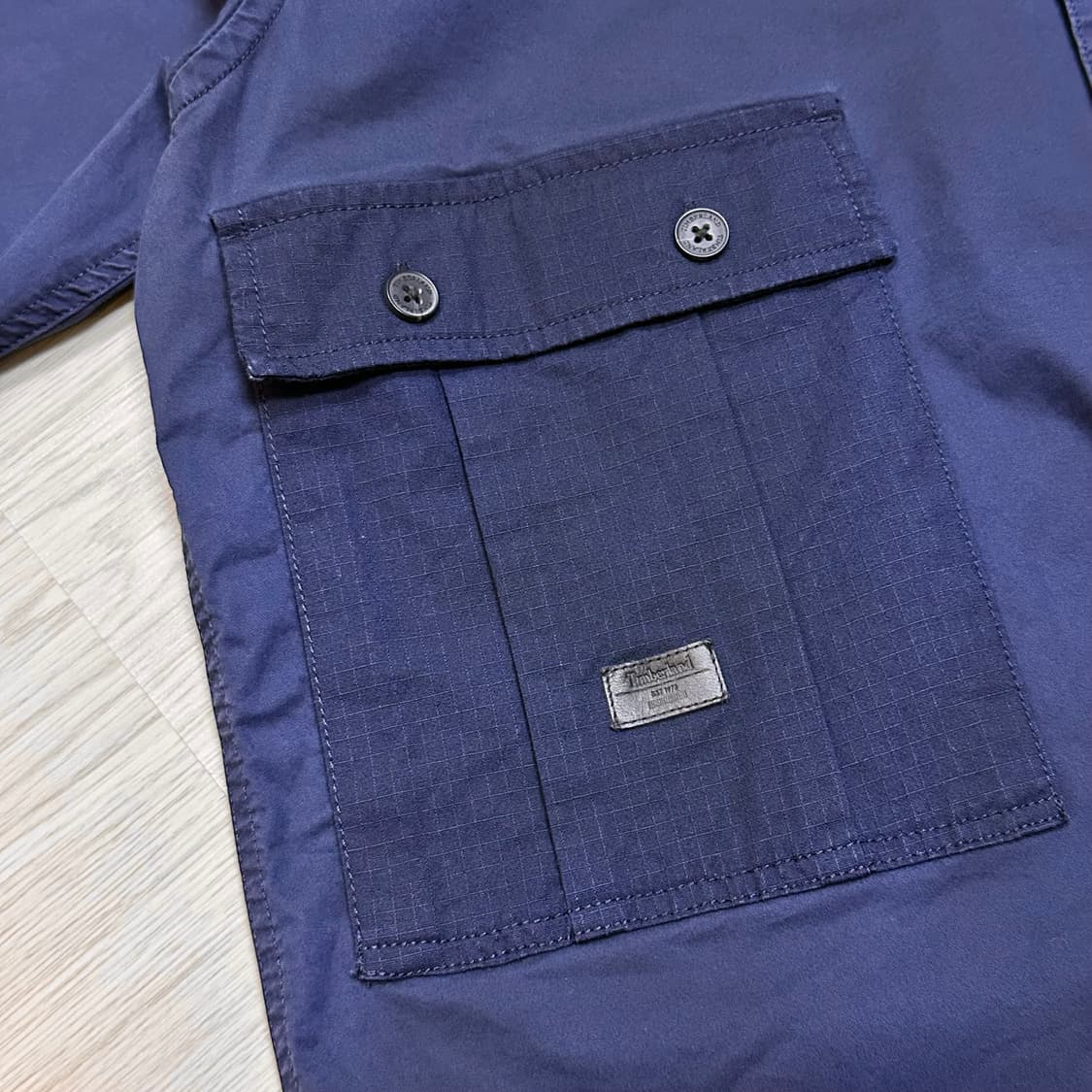 팀버랜드 포켓 워크셔츠 상품이미지4