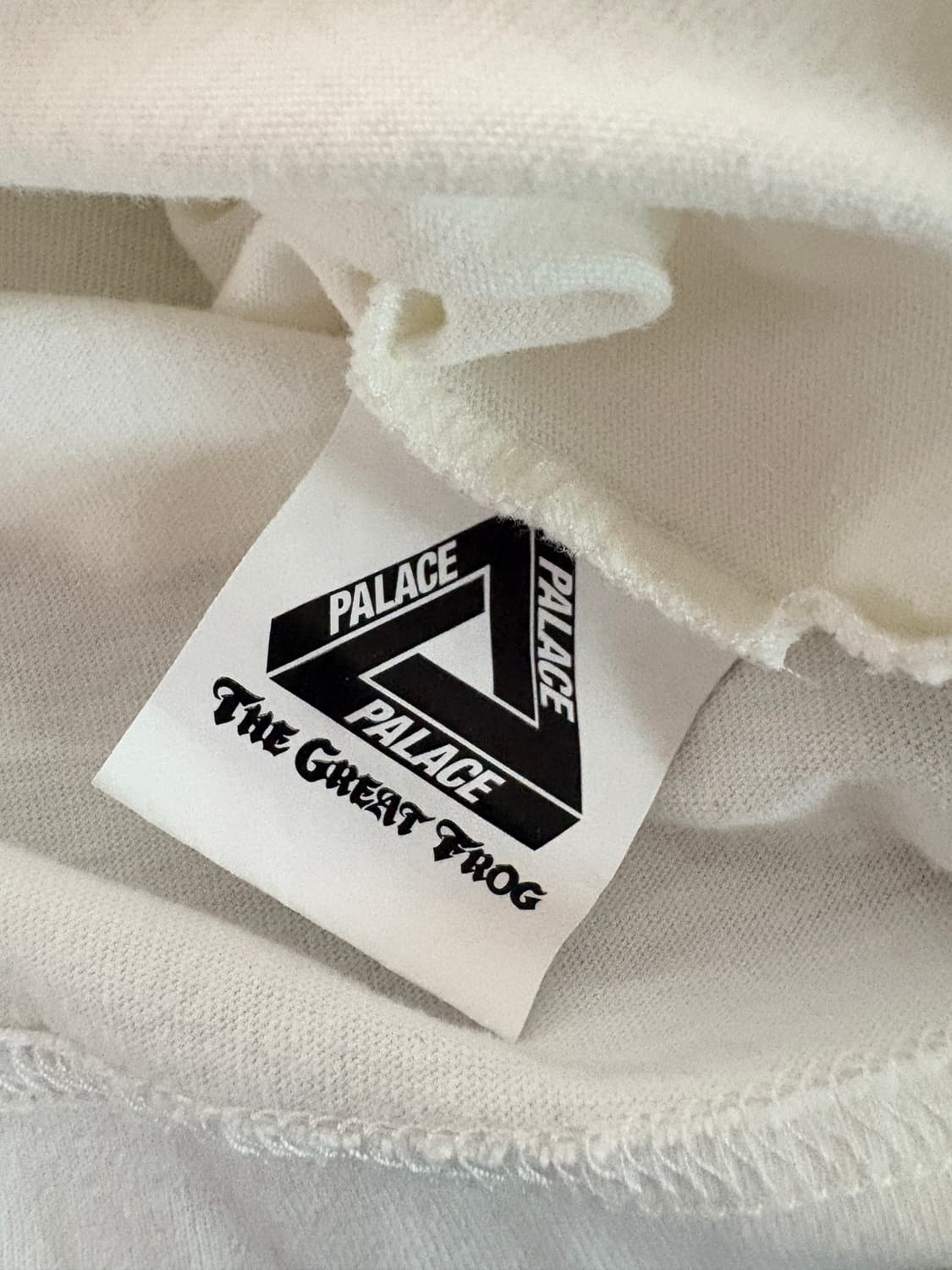 [M] Palace TGF 팔라스 롱슬리브 화이트 판매합니다 상품이미지4