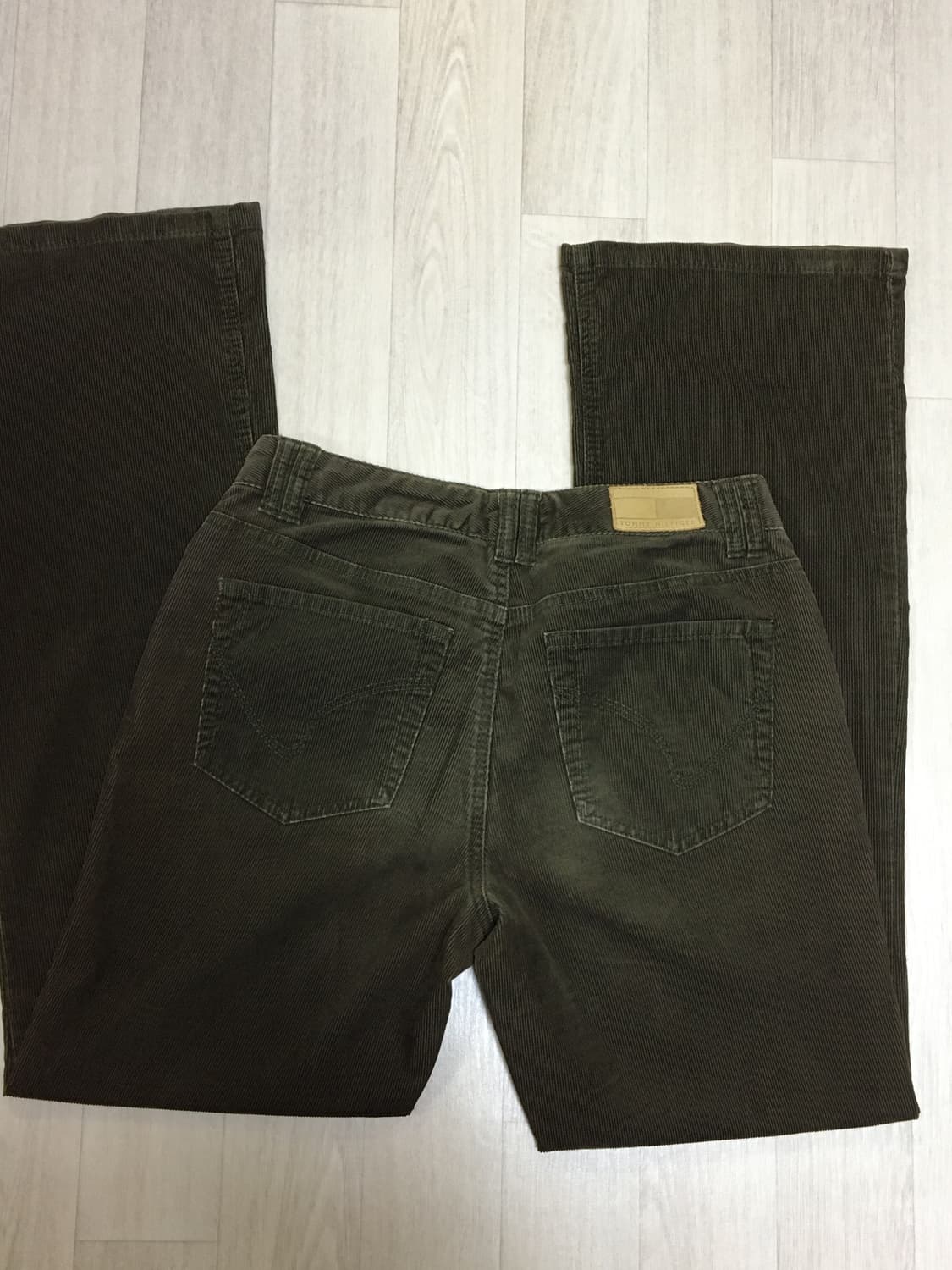 타미힐피거 코듀로이 로우라이즈 바지 상품이미지3