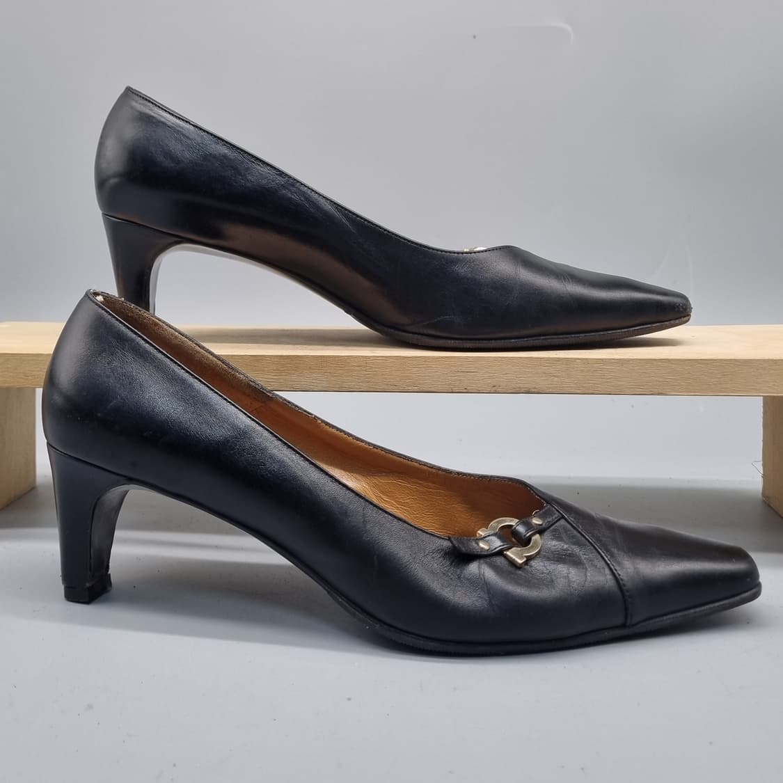 정품 페라가모 여성구두245 굽6 상품이미지1