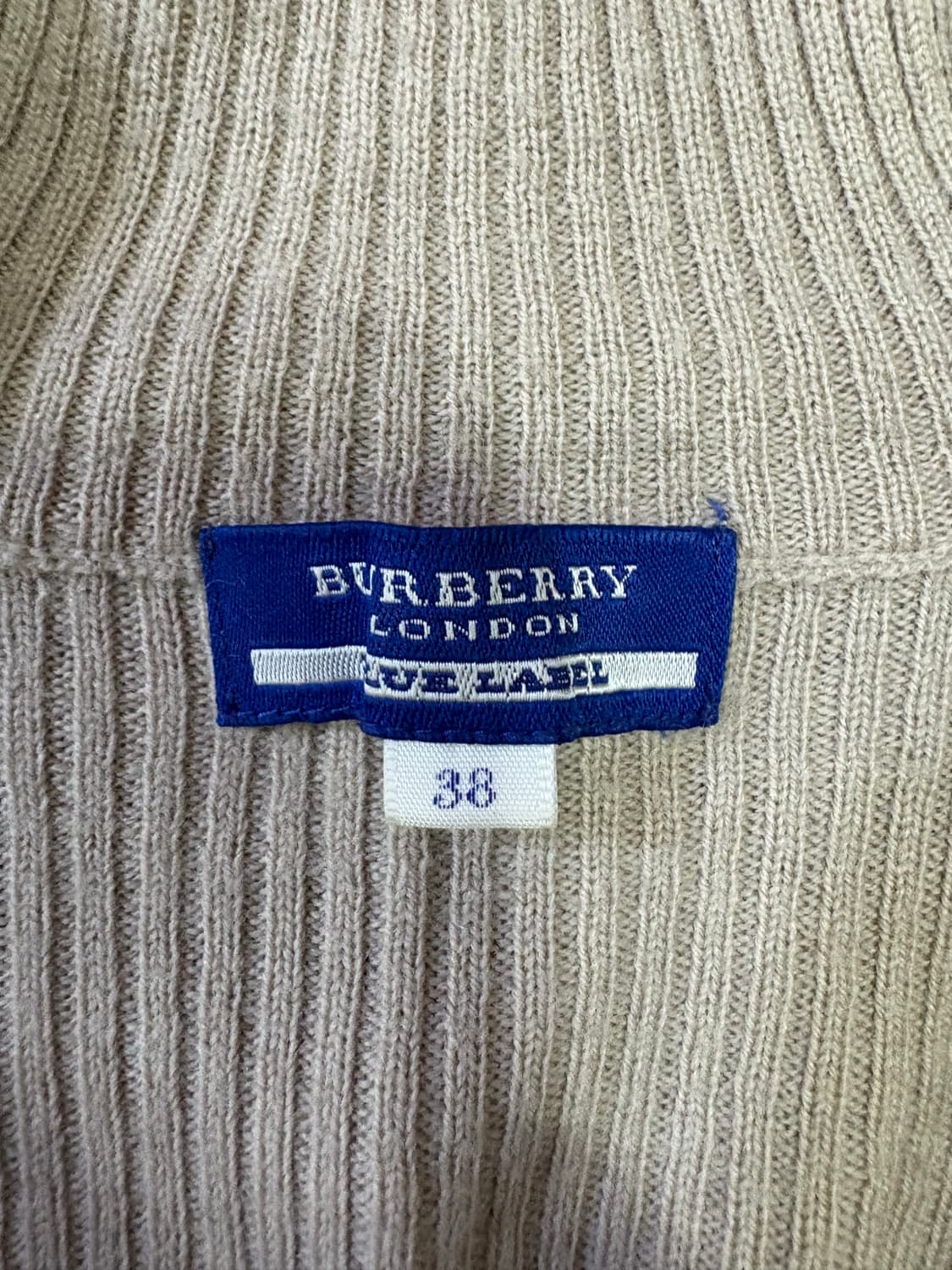 버버리블루라벨숄더체크티셔츠 상품이미지3