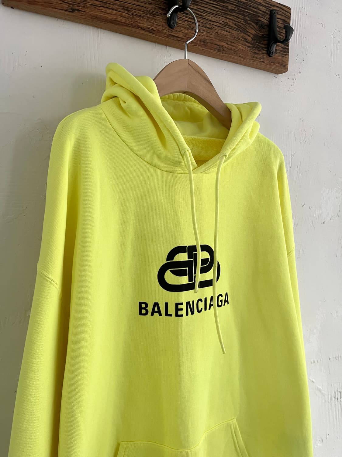 Balenciaga 발렌시아가 BB로고 네온 오버핏 후드티 상품이미지4