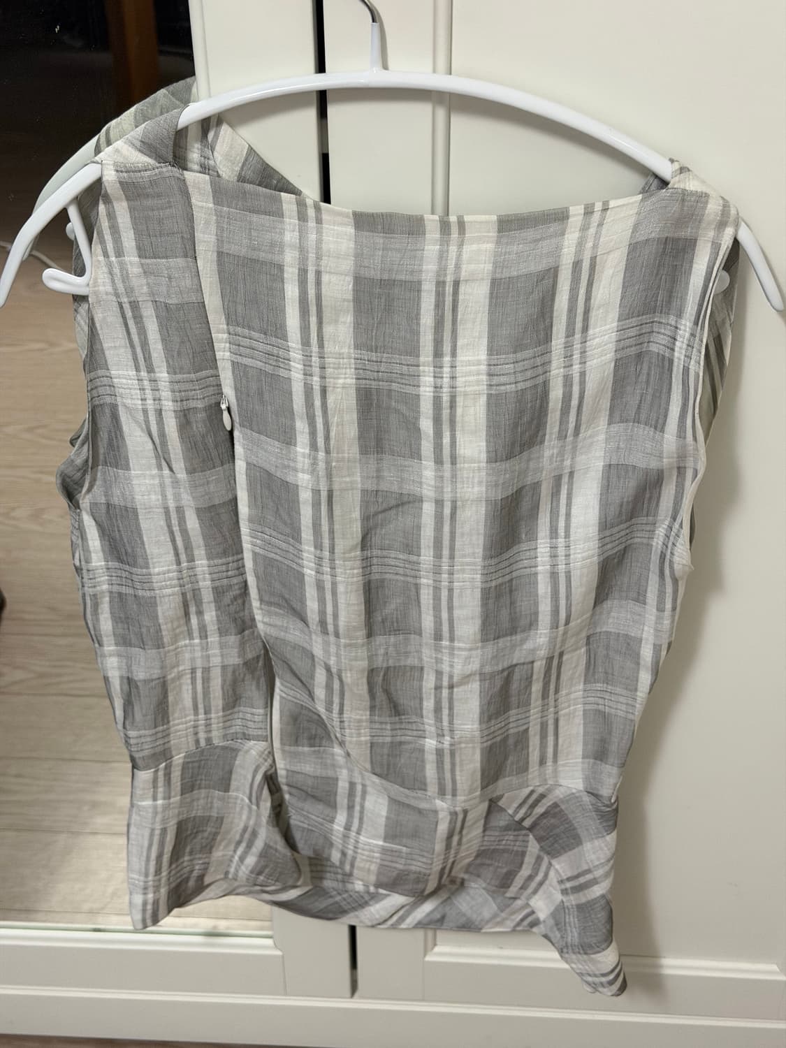 비비안 웨스트우드 슬리브리스 블라우스 상품이미지2