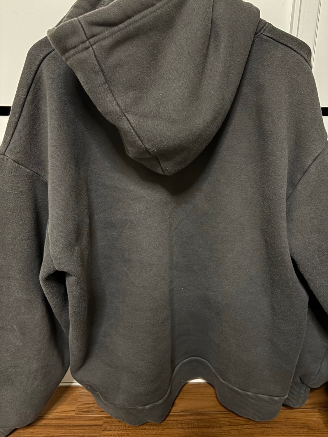 어나더 아카이브 로고 후드티 상품이미지2