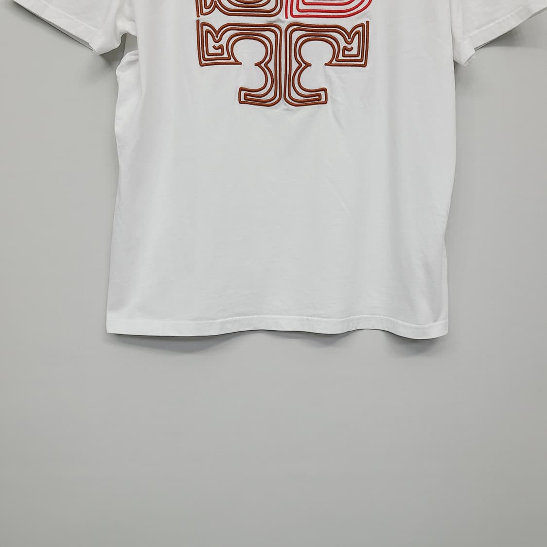 정품 토리버치 하트 자수 로고 반팔 티셔츠 (M) 상품이미지4