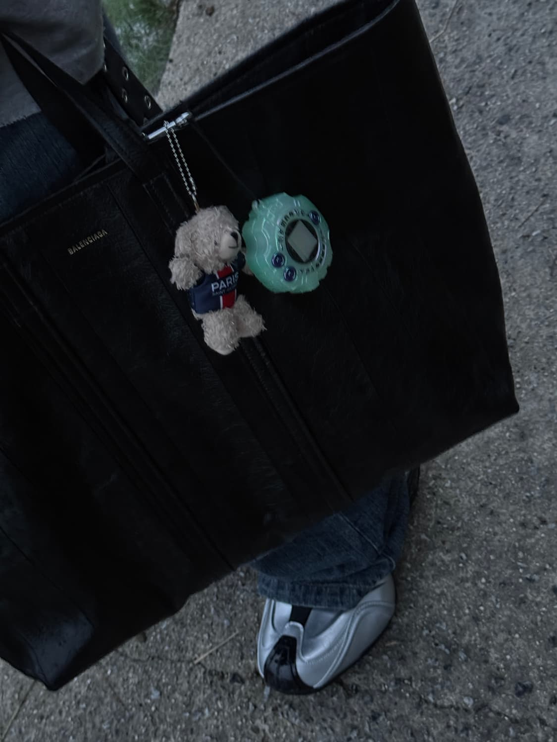 발렌시아가 이스트웨스트 라지백 상품이미지8