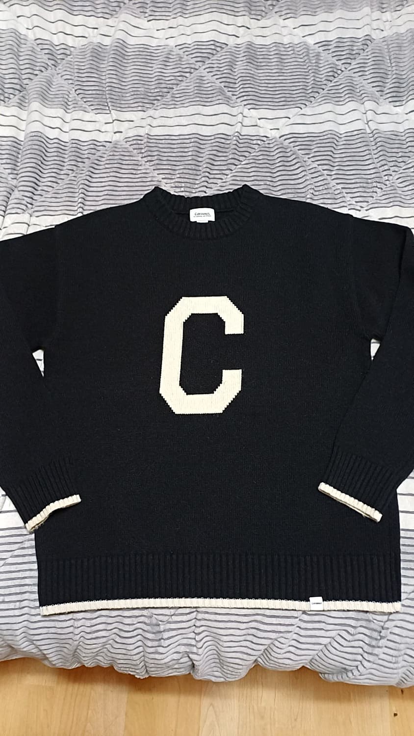 커버낫 니트 실측100 가슴55 기장69 상품이미지1