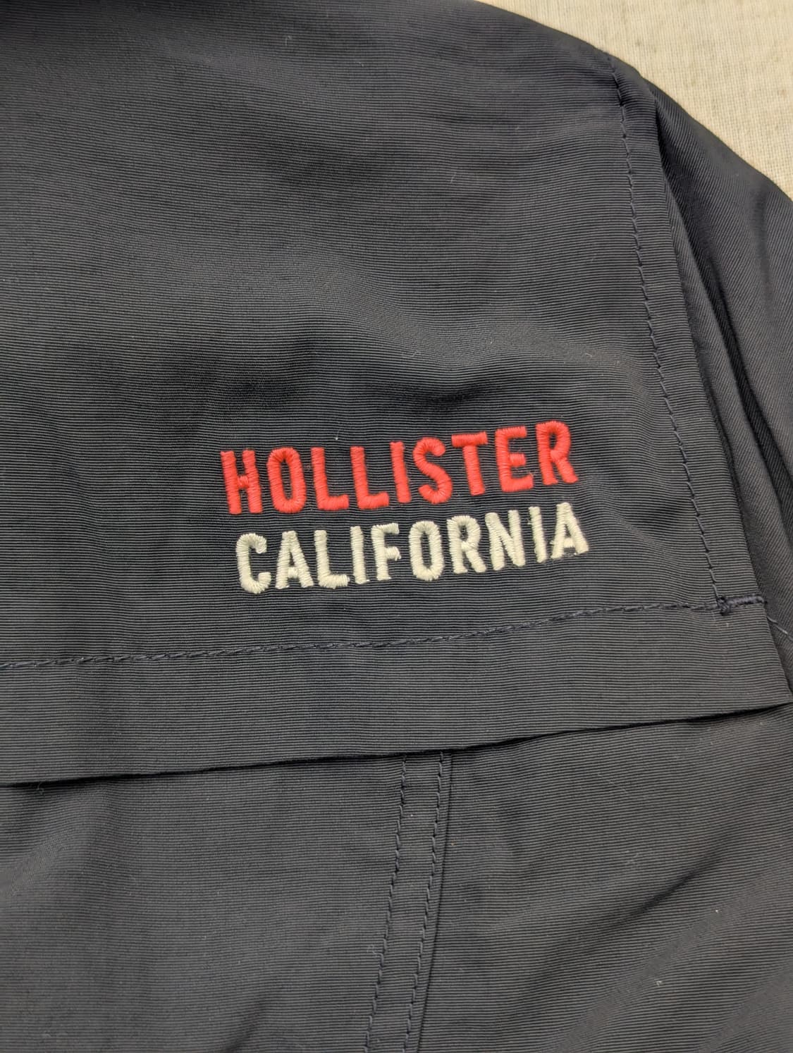 홀리스터 여성 후드 숏 자켓 블랙 상품이미지4